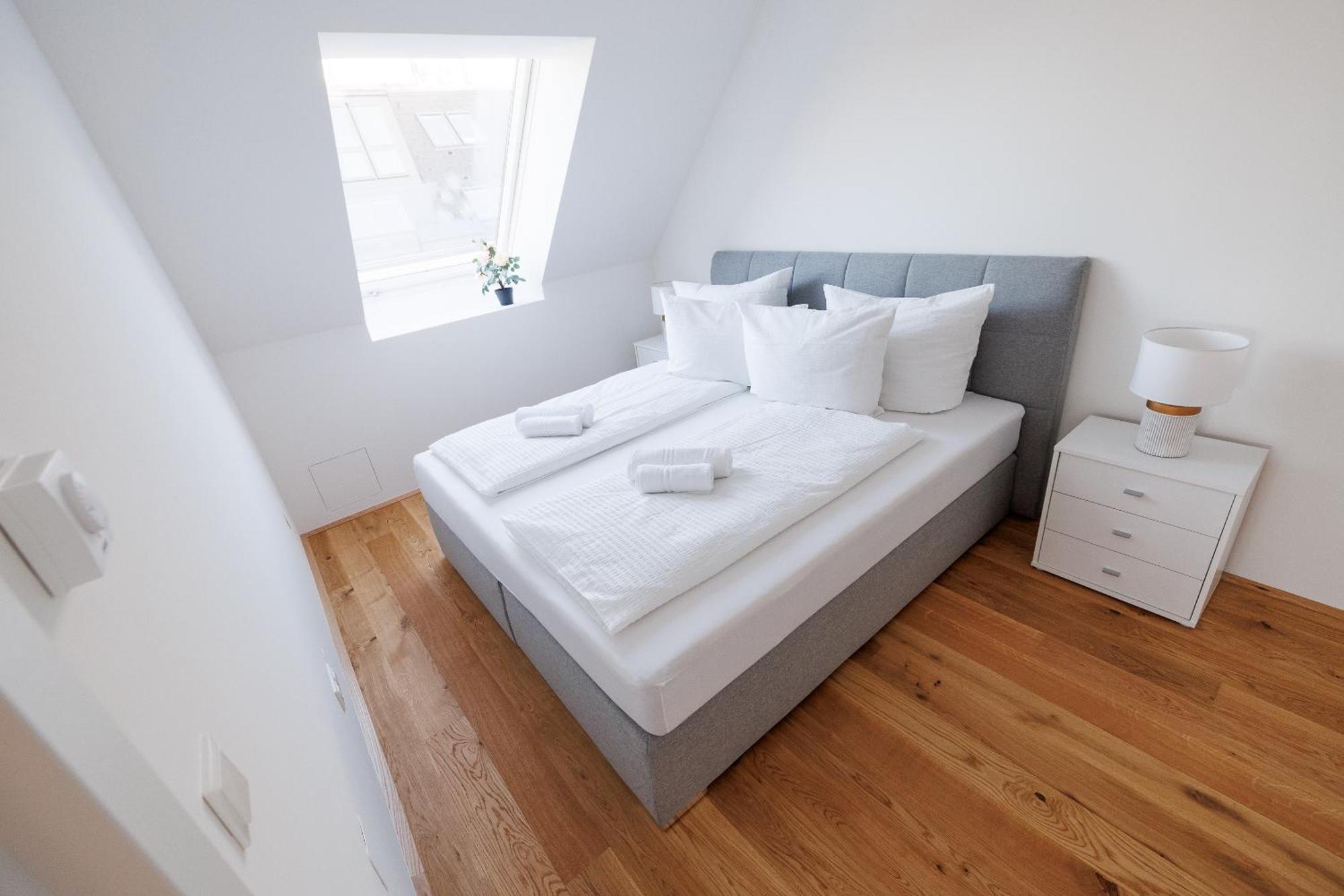 Symphony Apartments 40 - Modern Loft With Terrace And Grill In Central Location Vienna Esterno foto