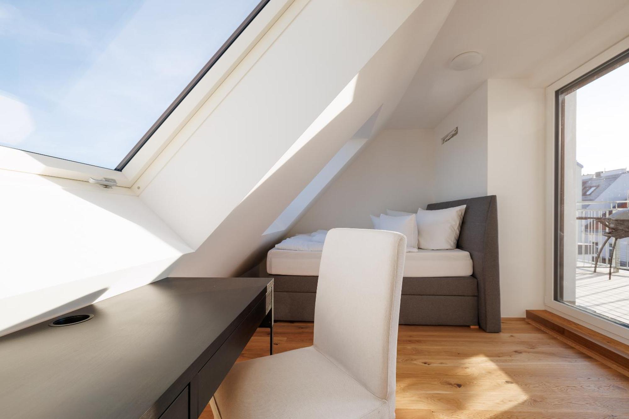 Symphony Apartments 40 - Modern Loft With Terrace And Grill In Central Location Vienna Esterno foto