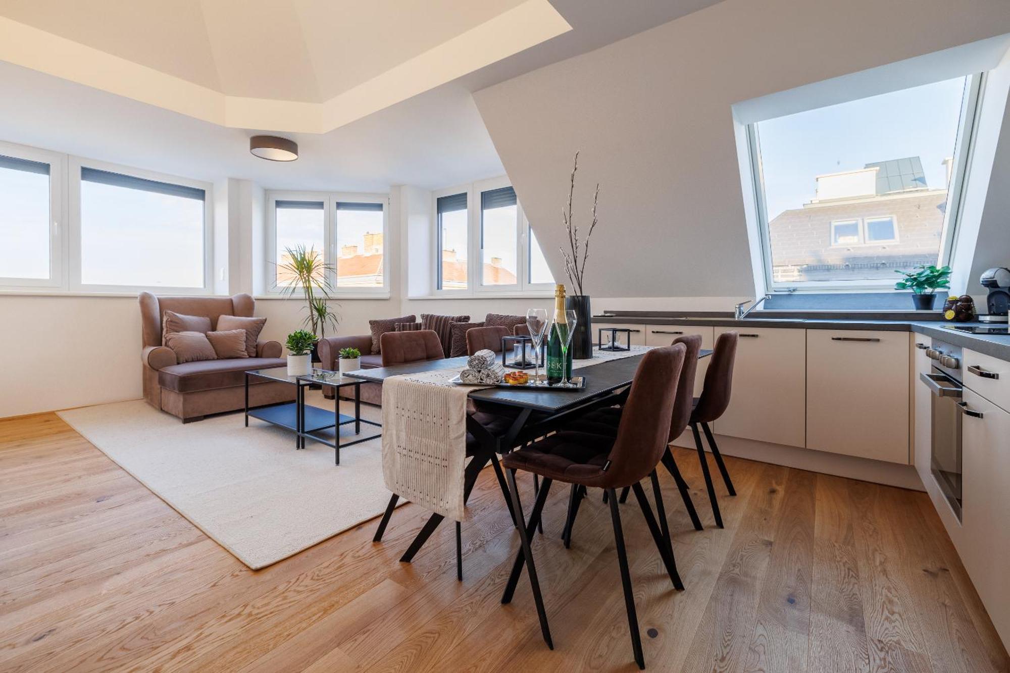 Symphony Apartments 40 - Modern Loft With Terrace And Grill In Central Location Vienna Esterno foto
