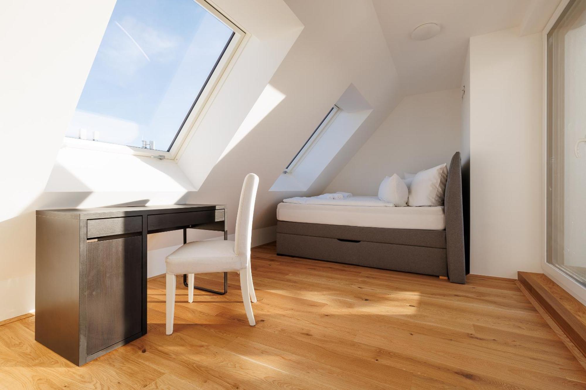 Symphony Apartments 40 - Modern Loft With Terrace And Grill In Central Location Vienna Esterno foto