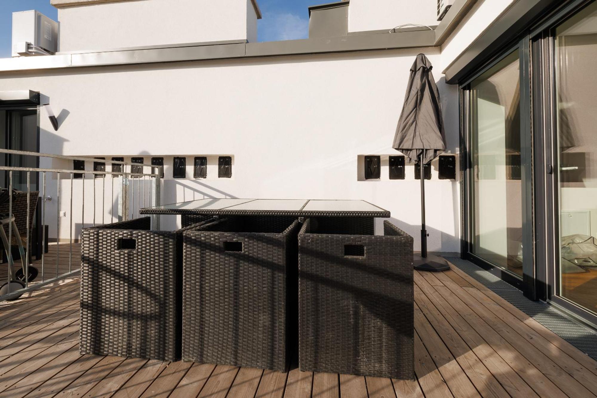Symphony Apartments 40 - Modern Loft With Terrace And Grill In Central Location Vienna Esterno foto