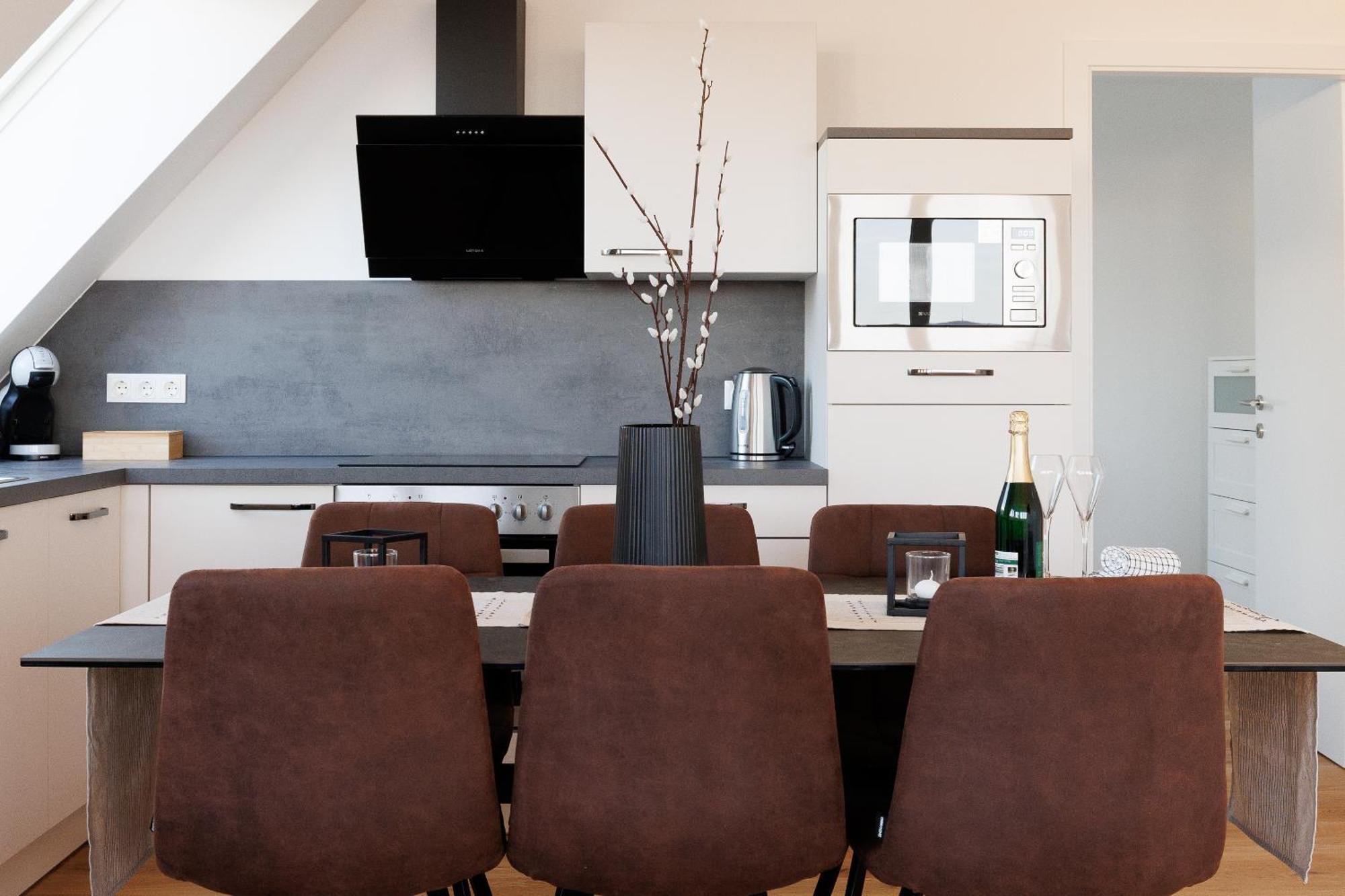Symphony Apartments 40 - Modern Loft With Terrace And Grill In Central Location Vienna Esterno foto