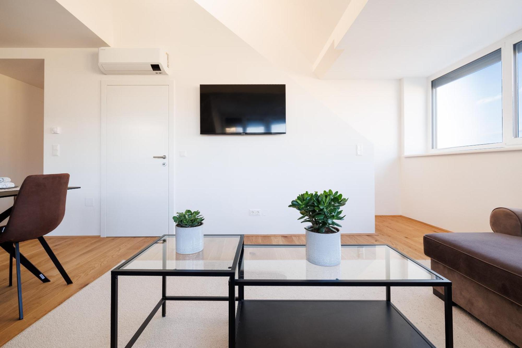 Symphony Apartments 40 - Modern Loft With Terrace And Grill In Central Location Vienna Esterno foto