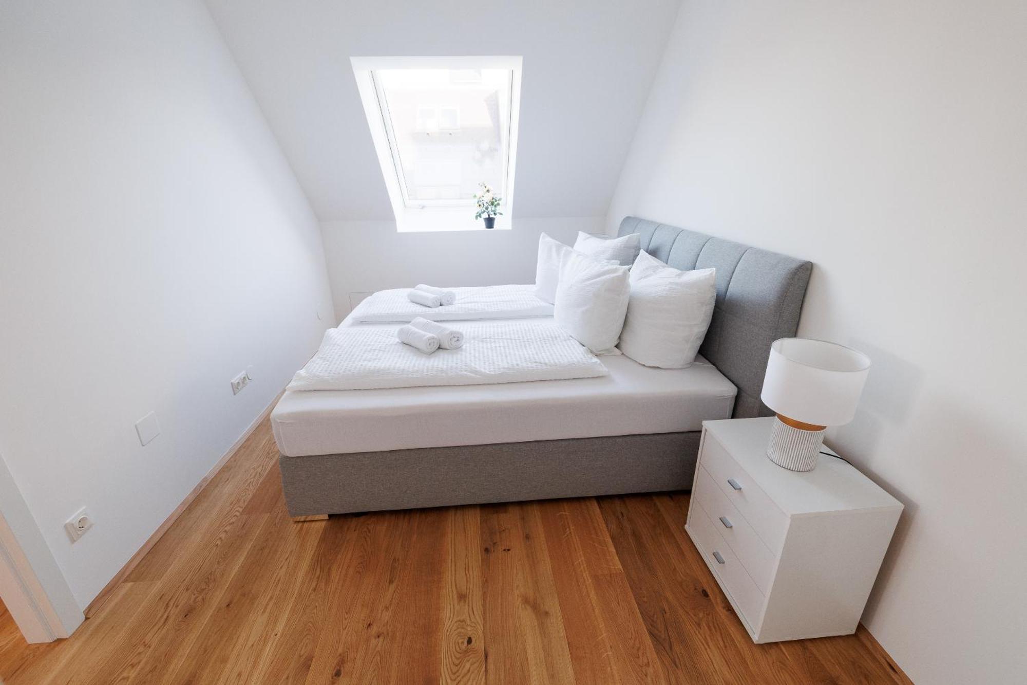 Symphony Apartments 40 - Modern Loft With Terrace And Grill In Central Location Vienna Esterno foto