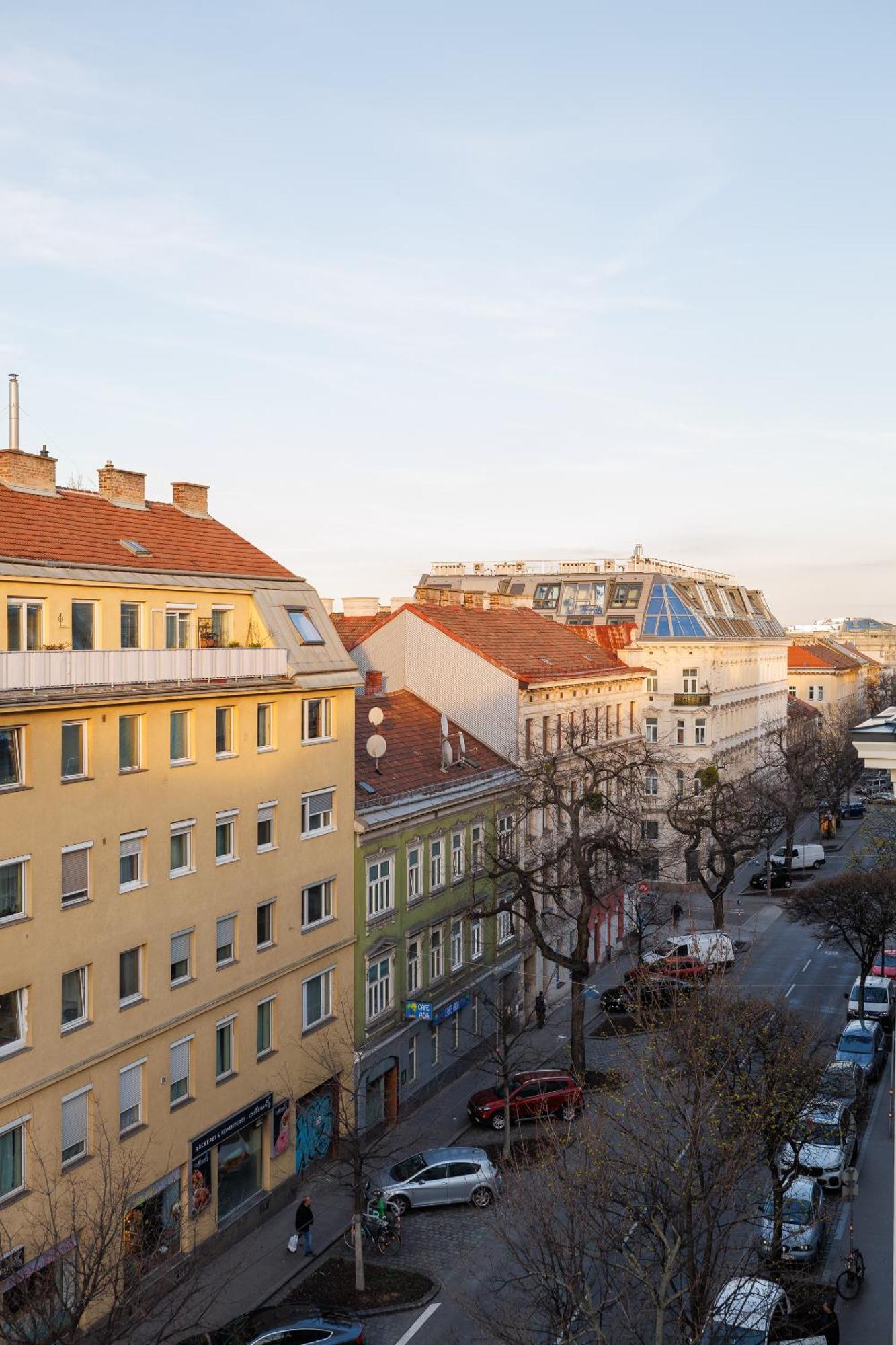 Symphony Apartments 40 - Modern Loft With Terrace And Grill In Central Location Vienna Esterno foto